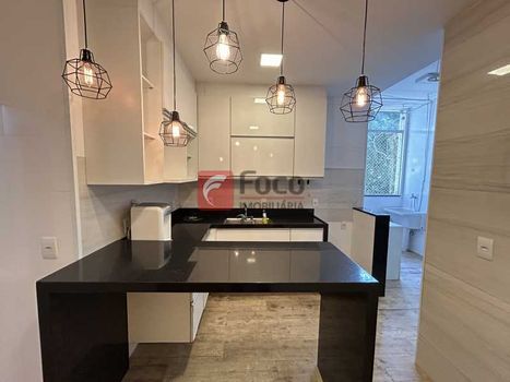 Foto 18 do(a) Apartamento de 2 quartos à venda em Cosme Velho, Rio de Janeiro