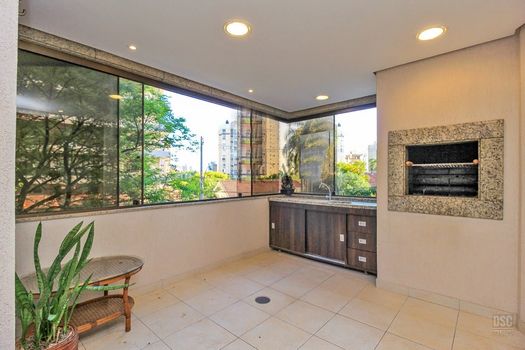 Foto 3 do(a) Apartamento de 3 quartos à venda em Petrópolis, Porto Alegre
