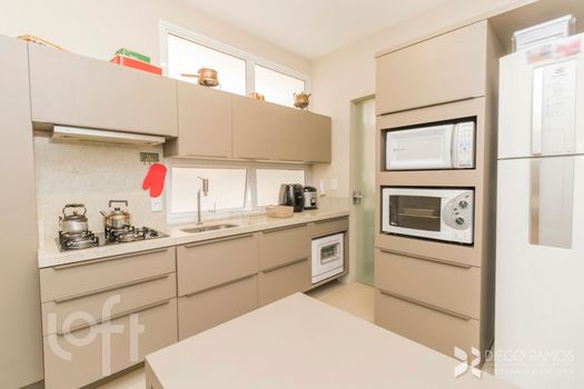 Foto 3 do(a) Apartamento de 3 quartos à venda em Rio Branco, Porto Alegre