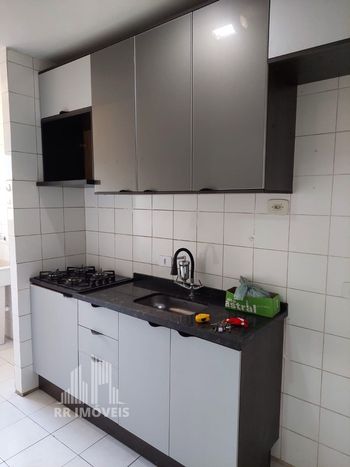 Foto 1 do(a) Apartamento de 2 quartos à venda em Parque Roseira, Carapicuíba