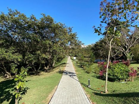 Foto 41 do(a) Casa false à venda em Loteamento Parque dos Alecrins, Campinas