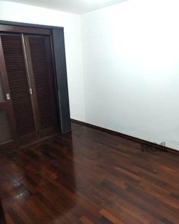Foto 27 do(a) Flat de 2 quartos à venda em Três Figueiras, Porto Alegre