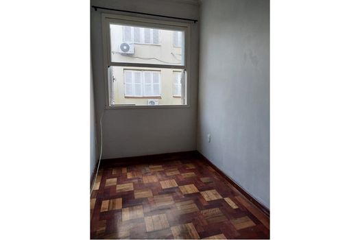 Foto 4 do(a) Apartamento de 3 quartos à venda em Rio Branco, Porto Alegre