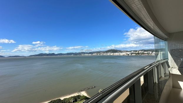Foto 12 do(a) Apartamento de 3 quartos à venda em Estreito, Florianópolis