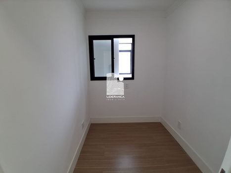 Foto 21 do(a) Cobertura de 3 quartos à venda em Centro, Florianópolis