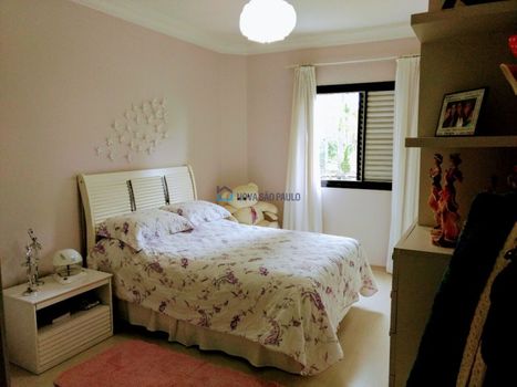 Foto 16 do(a) Apartamento de 4 quartos à venda em Jardim da Saúde, São Paulo