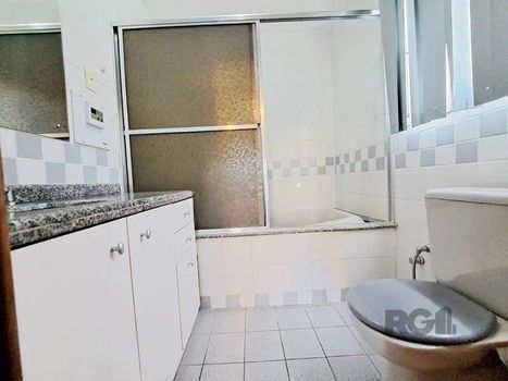 Foto 11 do(a) Flat de 1 quartos à venda em Chácara das Pedras, Porto Alegre