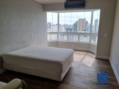 Foto 32 do(a) Apartamento de 3 quartos à venda em Vila Nova Conceição, São Paulo