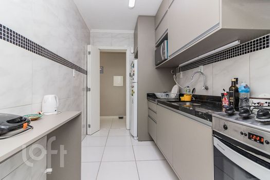 Foto 8 do(a) Apartamento de 2 quartos à venda em Medianeira, Porto Alegre