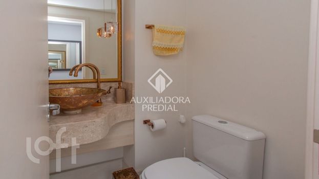 Foto 6 do(a) Apartamento de 2 quartos à venda em Rio Branco, Porto Alegre
