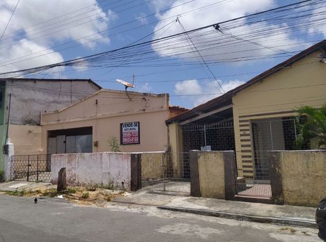 Foto 2 do(a) Casa de 3 quartos à venda em Bom Futuro, Fortaleza