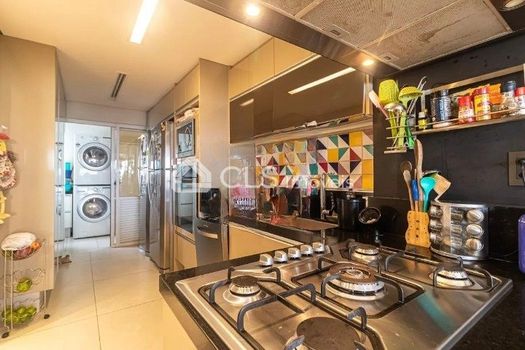 Foto 10 do(a) Apartamento de 3 quartos à venda em Vila Romana, São Paulo