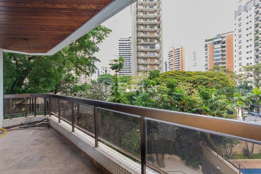Foto 5 do(a) Apartamento de 3 quartos à venda em Vila Nova Conceição, São Paulo