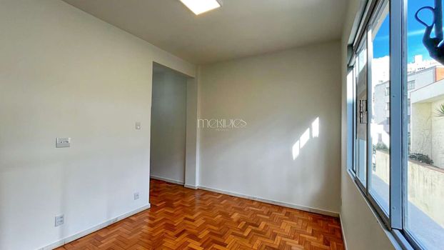 Foto 5 do(a) Apartamento de 3 quartos à venda em Santo Antônio, Belo Horizonte