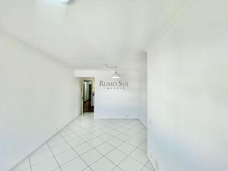 Foto 4 do(a) Apartamento de 3 quartos à venda em Vila Sofia, São Paulo