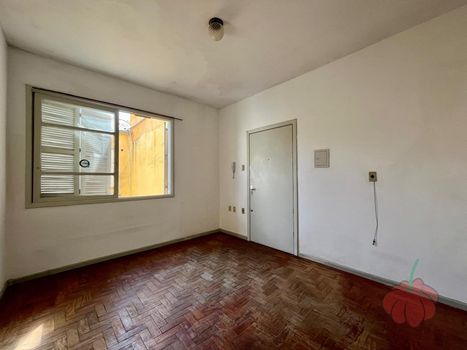 Foto 3 do(a) Kitnet / JK / Studio de 1 quartos à venda em Menino Deus, Porto Alegre