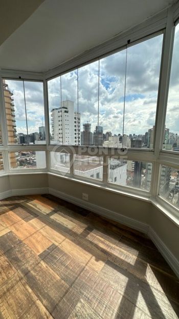 Foto 15 do(a) Cobertura de 3 quartos à venda em Vila Nova Conceição, São Paulo