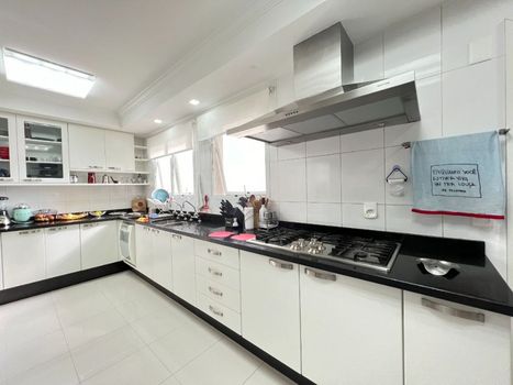 Foto 12 do(a) Apartamento de 3 quartos à venda em Vila Nova Conceição, São Paulo