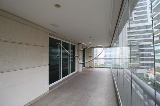 Foto 10 do(a) Apartamento de 3 quartos à venda em Vila Nova Conceição, São Paulo