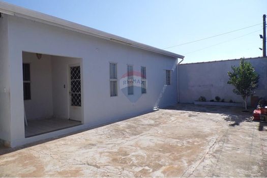 Foto 1 do(a) Casa de 3 quartos à venda em Chácara Nova Odessa, Mogi Guaçu