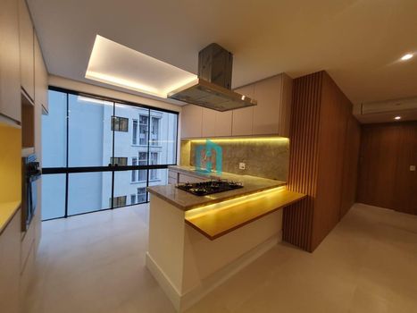 Foto 4 do(a) Apartamento de 3 quartos à venda em Vila Olímpia, São Paulo