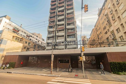 Foto 13 do(a) Apartamento de 1 quartos à venda em Centro Histórico, Porto Alegre
