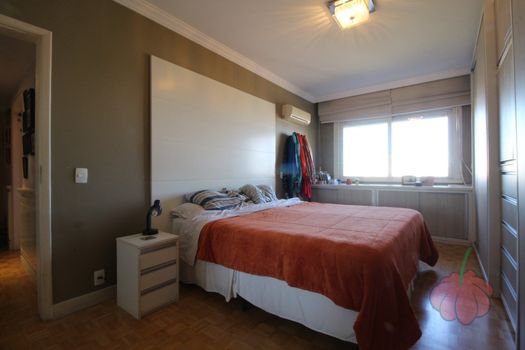 Foto 22 do(a) Apartamento de 3 quartos à venda em Centro Histórico, Porto Alegre
