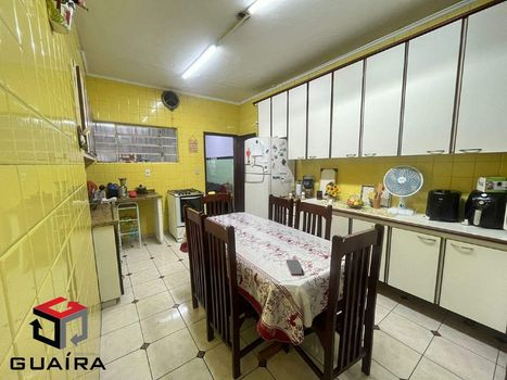Foto 7 do(a) Casa de 3 quartos à venda em Vila Vitória, Santo André