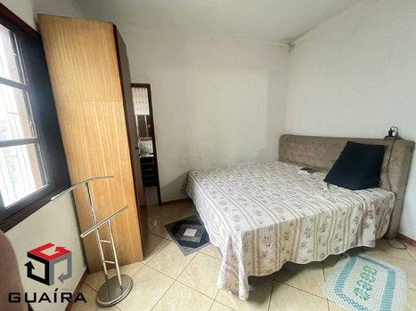Foto 13 do(a) Casa de 3 quartos à venda em Vila Vitória, Santo André