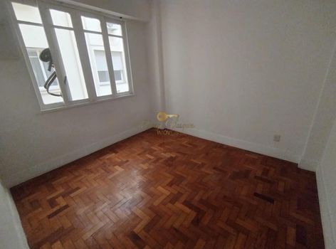 Foto 17 do(a) Apartamento de 3 quartos à venda em Leme, Rio de Janeiro