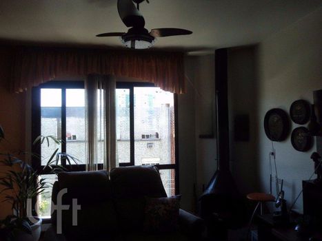 Foto 5 do(a) Apartamento de 3 quartos à venda em Santana, Porto Alegre