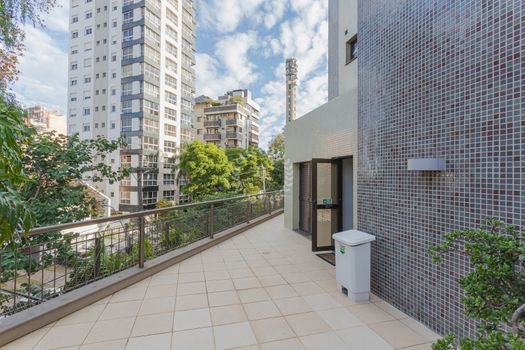 Foto 39 do(a) Apartamento de 3 quartos à venda em Bela Vista, Porto Alegre
