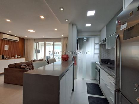 Foto 5 do(a) Apartamento de 3 quartos à venda em Vila Anastácio, São Paulo