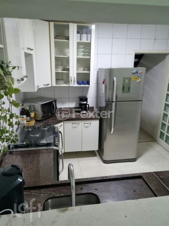 Foto 2 do(a) Casa de 3 quartos à venda em Capão Redondo, São Paulo