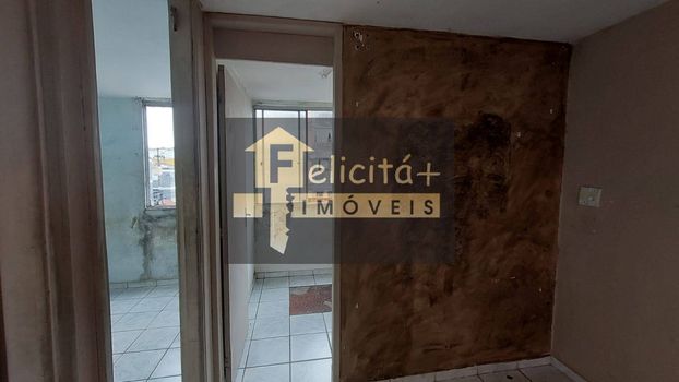 Foto 3 do(a) Apartamento de 3 quartos à venda em Conjunto Habitacional Presidente Castelo Branco, Carapicuíba