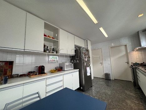 Foto 13 do(a) Casa em Condomínio de 4 quartos à venda em Jardim Colombo, São Paulo