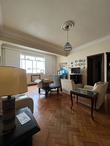 Foto 1 do(a) Apartamento de 3 quartos à venda em Copacabana, Rio de Janeiro