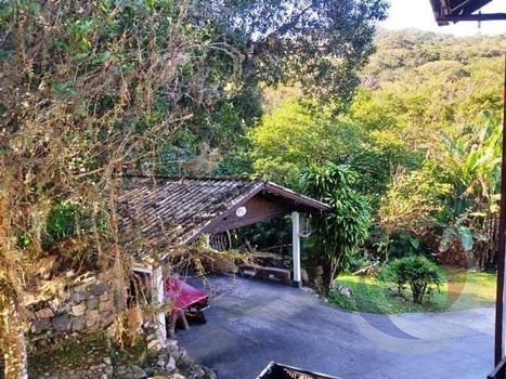 Foto 20 do(a) Fazenda / Sítio / Chácara de 5 quartos à venda em Pântano do Sul, Florianópolis