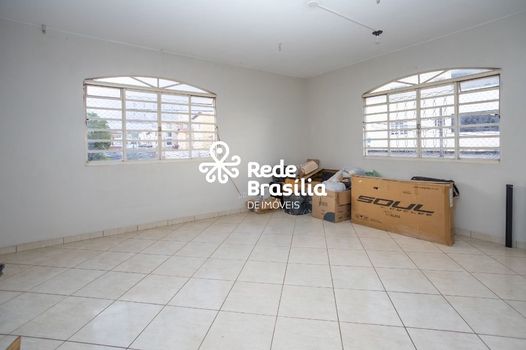 Foto 11 do(a) Casa de 5 quartos à venda em Guará I, Brasília