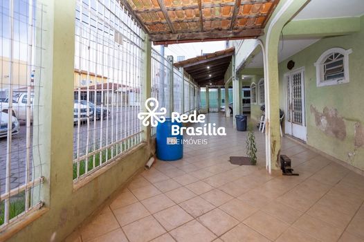 Foto 39 do(a) Casa de 5 quartos à venda em Guará I, Brasília