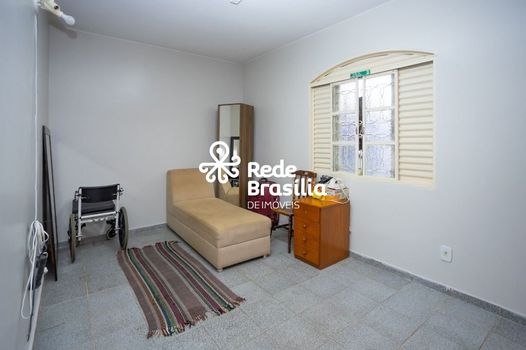 Foto 18 do(a) Casa de 5 quartos à venda em Guará I, Brasília