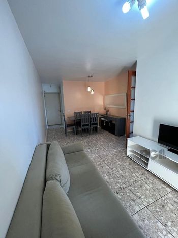 Foto 2 do(a) Apartamento de 3 quartos à venda em Teresópolis, Porto Alegre