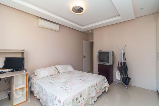 Foto 11 do(a) Apartamento de 3 quartos à venda em Rio Branco, Porto Alegre