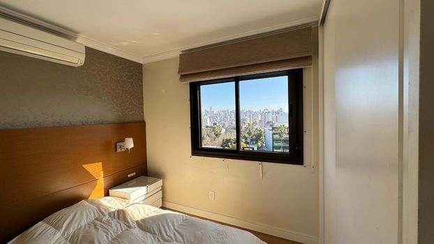 Foto 30 do(a) Apartamento de 3 quartos à venda em Petrópolis, Porto Alegre