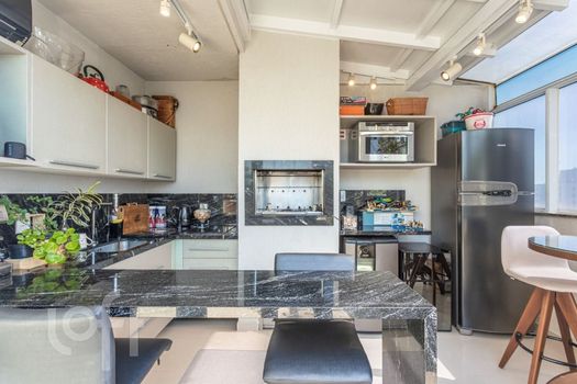 Foto 47 do(a) Apartamento de 3 quartos à venda em Petrópolis, Porto Alegre