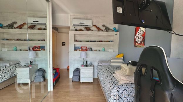 Foto 33 do(a) Apartamento de 3 quartos à venda em Pedra Redonda, Porto Alegre