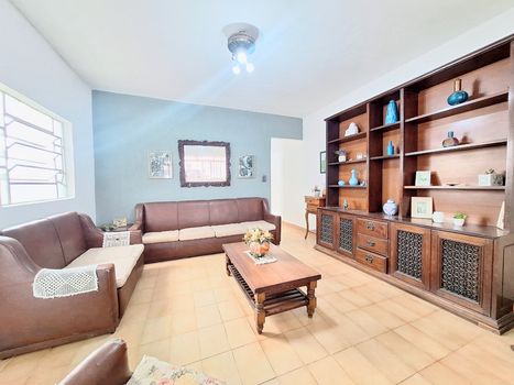 Foto 4 do(a) Casa de 2 quartos à venda em Vila Cavaton, São Paulo