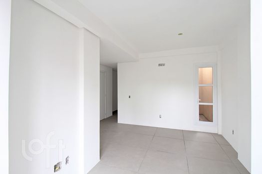 Foto 2 do(a) Apartamento de 2 quartos à venda em Medianeira, Porto Alegre