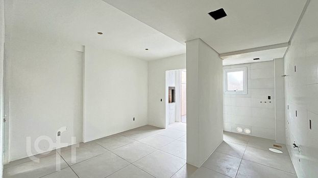 Foto 19 do(a) Apartamento de 2 quartos à venda em Medianeira, Porto Alegre