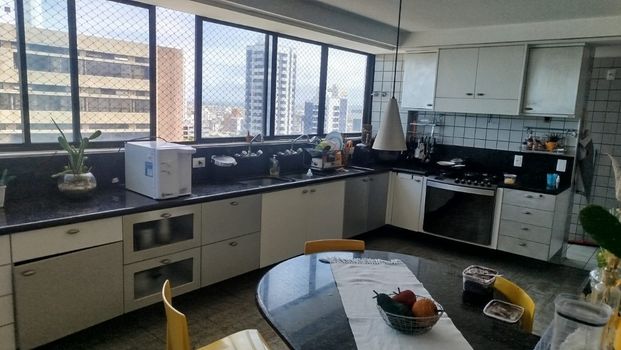 Foto 40 do(a) Apartamento de 4 quartos à venda em Candeias, Jaboatão dos Guararapes